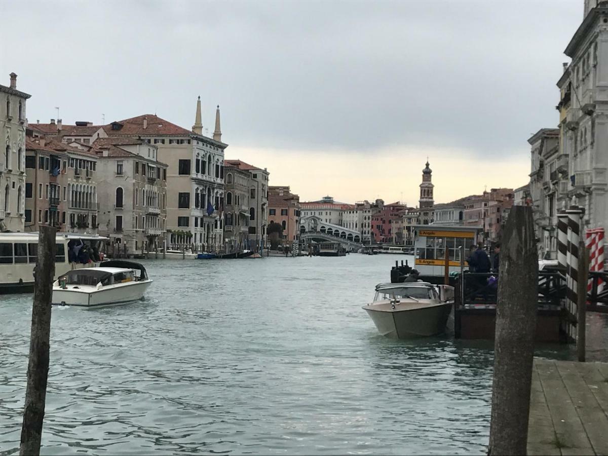 Palazzo Grassi And Accademia Bridge Superb House Leilighet Venezia Eksteriør bilde